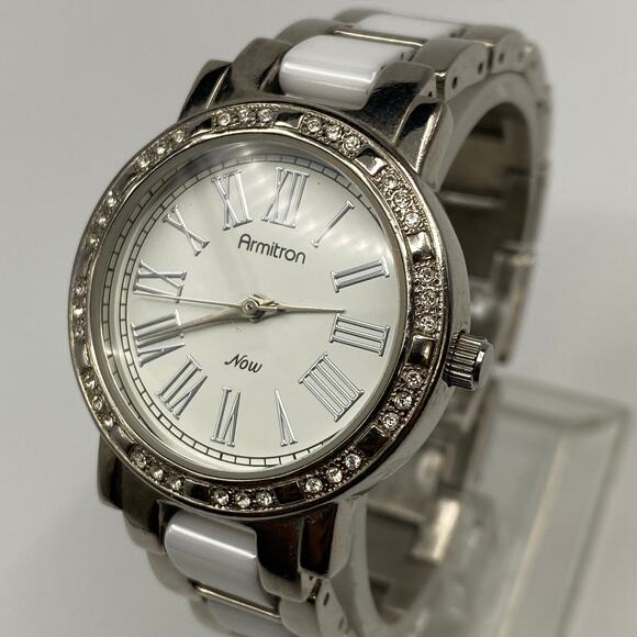 Armitron Now White Silver Tone Stainless Steel Watch Working New Battery - Picture 7 of 8